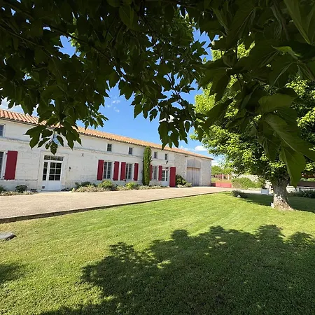 Maison A La Campagne, 6 Personnes, 3 Pour Vous Ressourcer Saint-Médard
