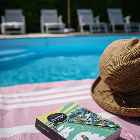 게스트하우스 Climatisee Avec Piscine - 6 Personnes - 3 - Charente *